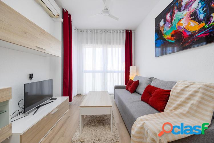 APARTAMENTO DE 1 DORMITORIO TOTALMENTE REFORMADO A TAN SOLO 250M DE LA PLAYA DE LOS LOCOS