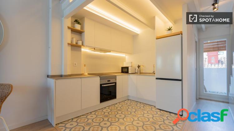 Estudio en alquiler en Cabanyal-Canyamelar, Valencia 1