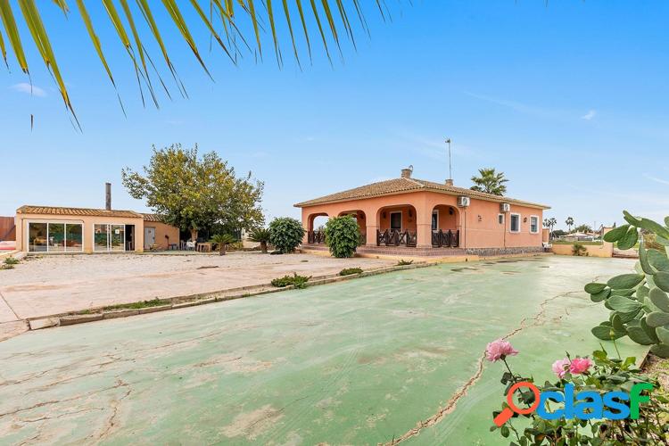 Exclusiva villa en Dolores, Alicante 1