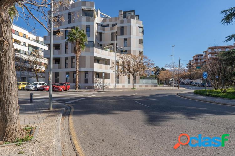 Fant/xc3/xa1stico piso premium con piscina y garaje en Zona Forum junto a la Ciudad de la Justicia 6
