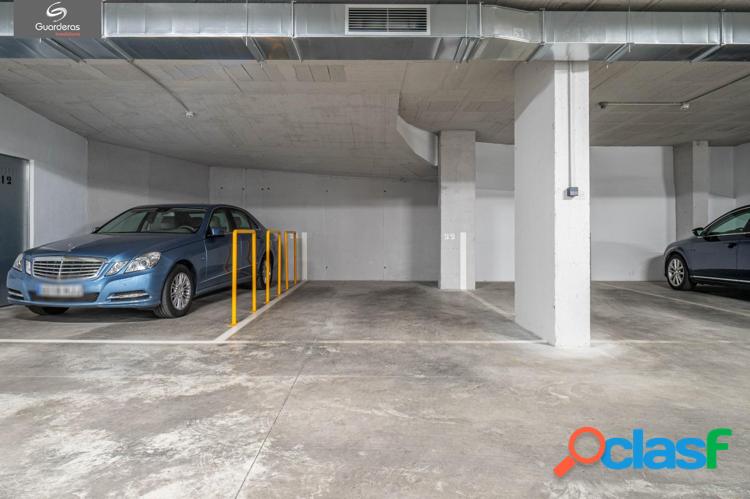Fant/xc3/xa1stico piso premium con piscina y garaje en Zona Forum junto a la Ciudad de la Justicia 6
