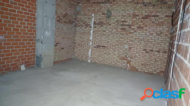 LOCAL COMERCIAL EN VENTA VALDEPASILLAS 4