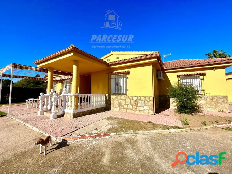 Magnifica casa a la falda de la sierra Magnifica casa a la falda de la sierra
