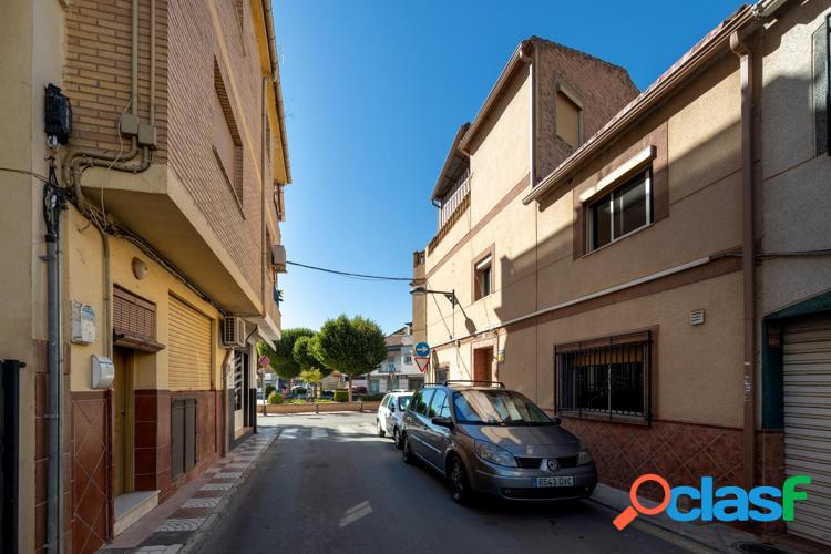 MAGN/xc3/x8dFICA CASA EN EL CENTRO DE ARMILLA 6