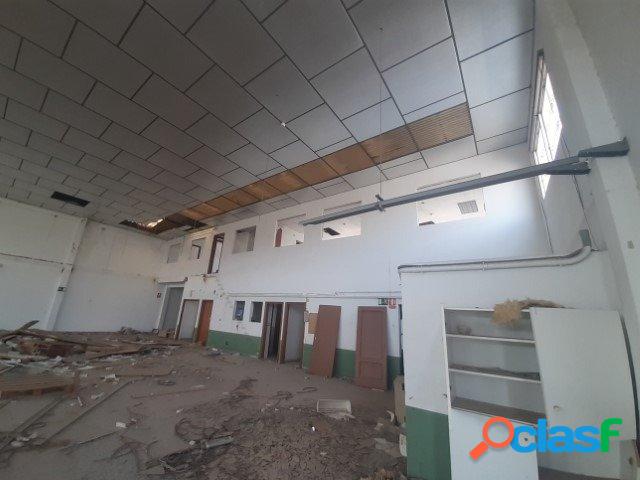 Nave Industrial de 690 metros 3