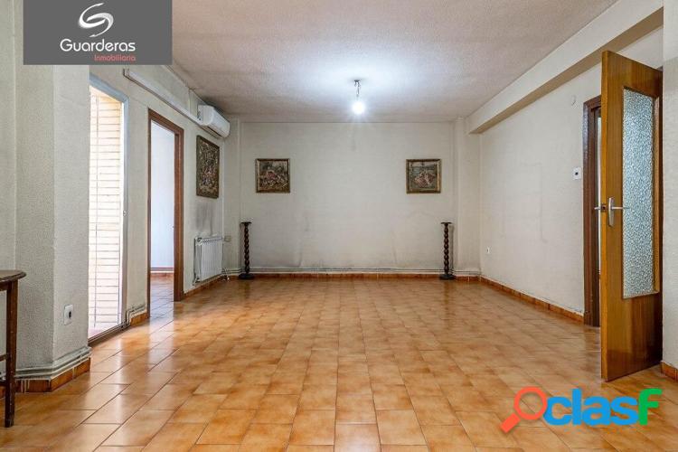 Piso a la venta en calle Pedro Antonio de Alarc/xc3/xb3n. Sexta planta 4