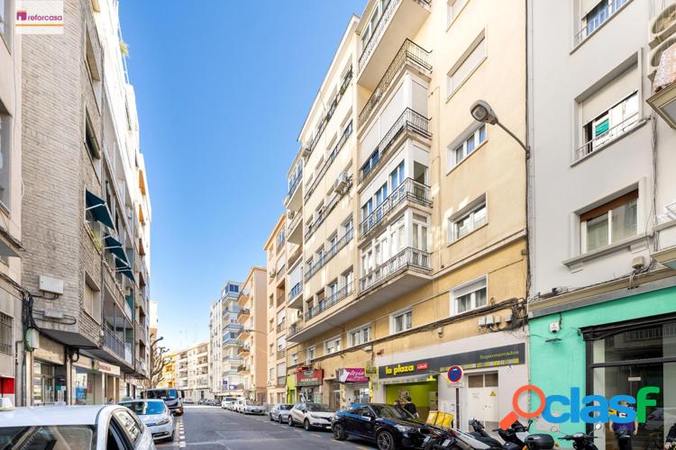 Piso a reformar en Martinez Campos