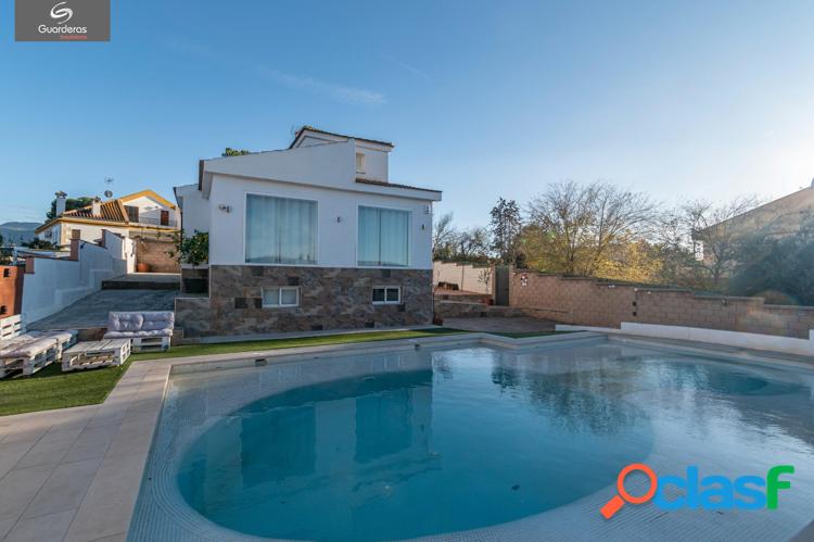 Preciosa casa totalmente reformada en Suspiro del Moro, Otura