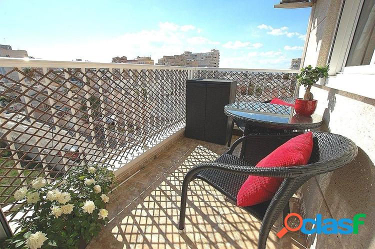PRECIOSO PISO CON VISTAS EN TORREVIEJA