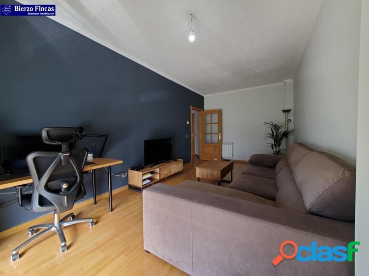 SE VENDE ESPECTACULAR PISO EN LA PALOMERA