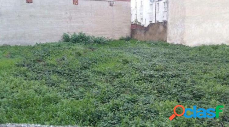 Se vende solar urbano
