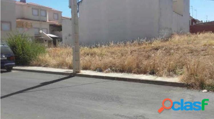 SUELO URBANO EN VENTA EN MORALEJA 2