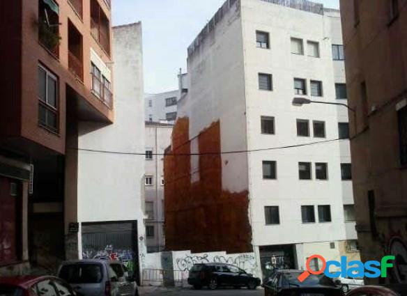 TERRENO EN VENTA EN C/xc3/x81CERES 4