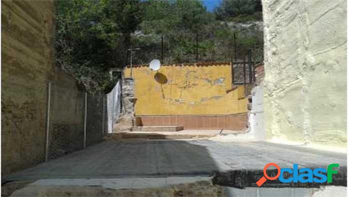 Terreny urb/xc3/x80 en venda en la torre de claramunt