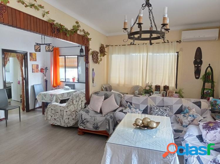 VENTA AMPLIA CASA CON TERRAZA 5