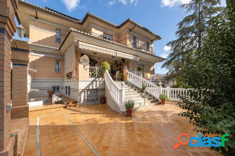 VILLA DE LUJO EN URBANIZACI/xc3/x93N MONTELUZ 2