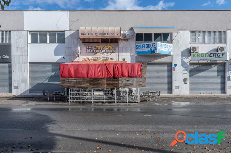 BAR EN VENTA EN EL POL\xc3\x8dGONO JUNCARIL, ALBOLOTE