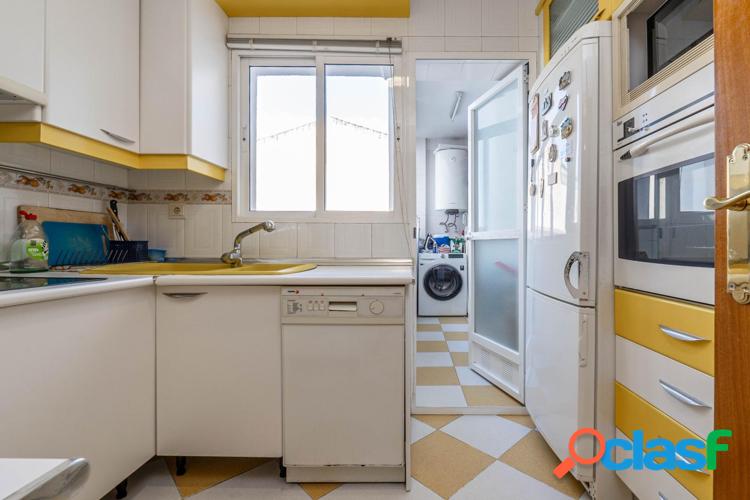 EN VENTA, /xc3/x81TICO-D/xc3/x9aPLEX CON 3 DORMITORIOS, TERRAZA DE 43 M2 Y GARAJE (CHURRIANA DE LA VEGA) 3