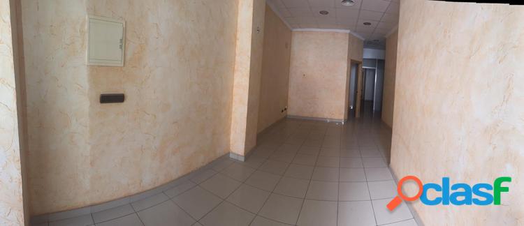 Excelente local /oficina a un precio \xc3\xbanico