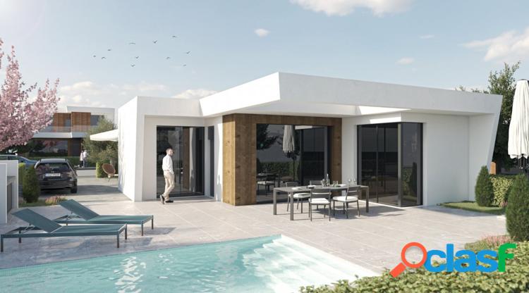 Fant\xc3\xa1stica villa con piscina y parking privado