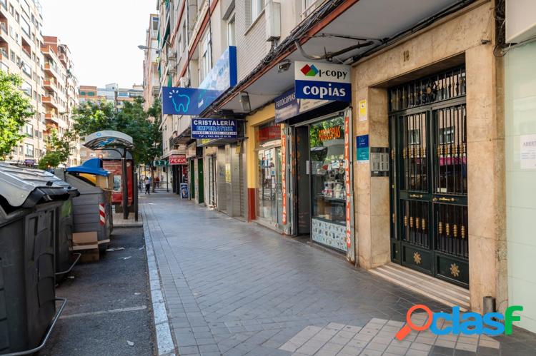 Local comercial en C/ Emperatriz Eugenia 1