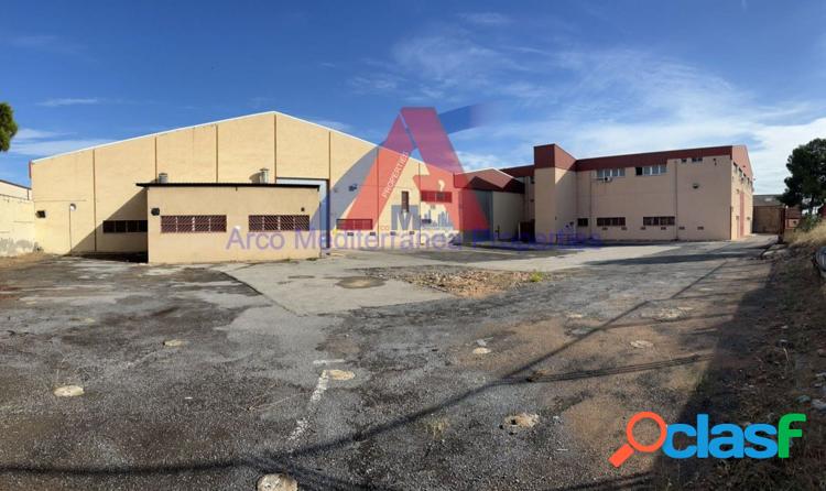 Nave en alquiler y a la venta en Alicante, Divina Pastora.