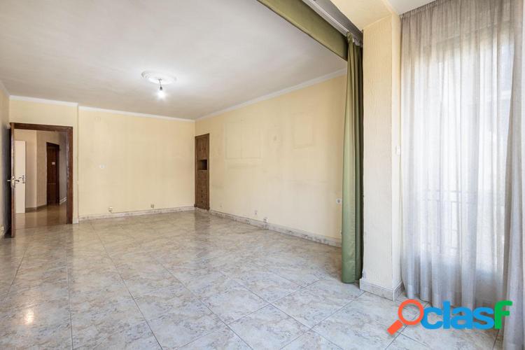 Piso en Acera del Darro 6
