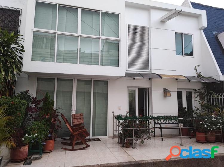 SE VENDE ESPECTACULAR CASA EN EL RECREO DE DOS PLANTAS 6