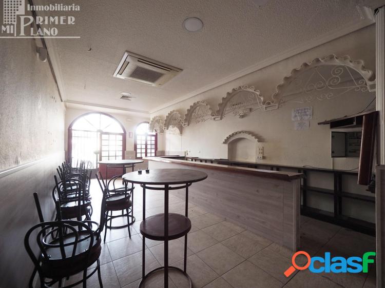 *Se vende local en Argamasilla de Alba con 330 metros cuadrados de parcela* 1