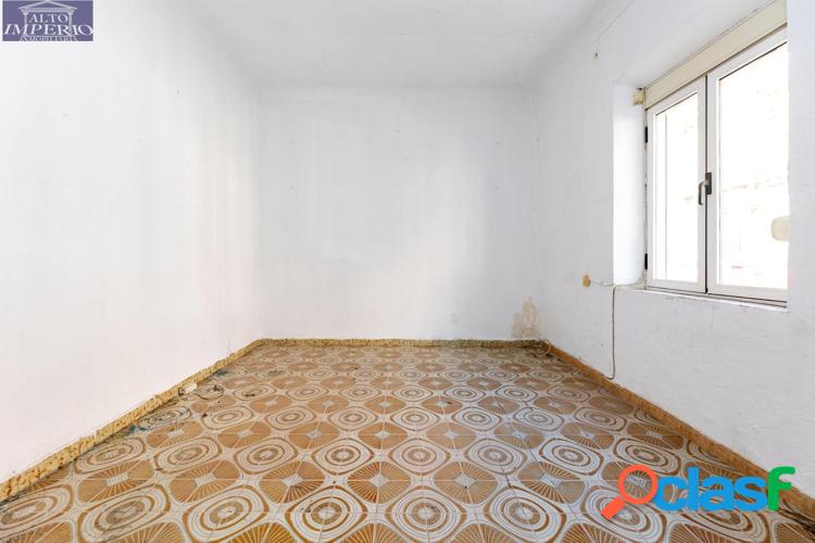 Venta de casa a reformar en Armilla (Granada) 3