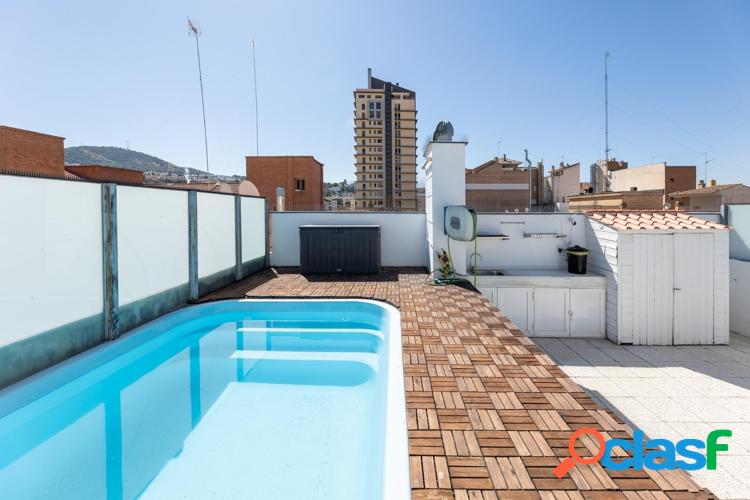 Venta de /xc3/xa1tico-d/xc3/xbaplex con piscina y cochera en la Avda. Doctor Ol/xc3/xb3riz (Granada) 5