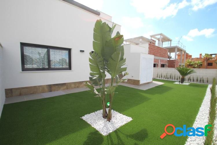 VILLA DE OBRA NUEVA EN PLAYA H 2