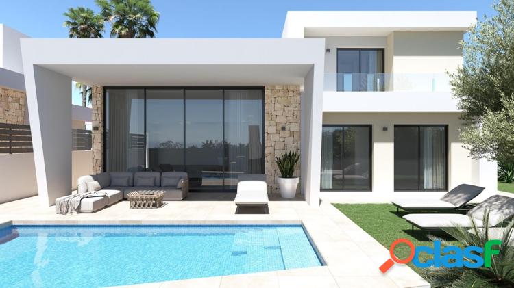 VILLA DE OBRA NUEVA EN TORREVI