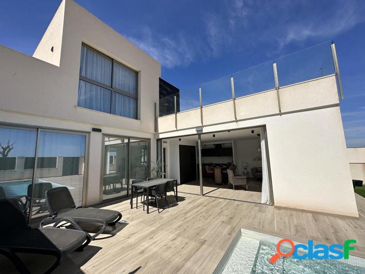 VILLAS PAREADAS DE OBRA NUEVA 1