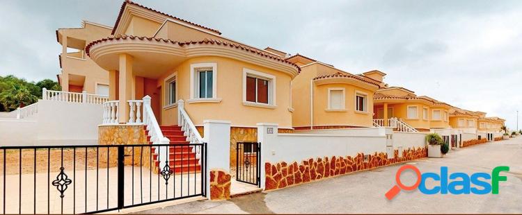 VIVIENDAS SEMI ADOSADAS LLAVE 3