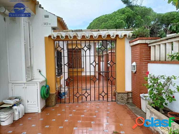 CHALET EN LA PLAYA DE LA BARROSA 6