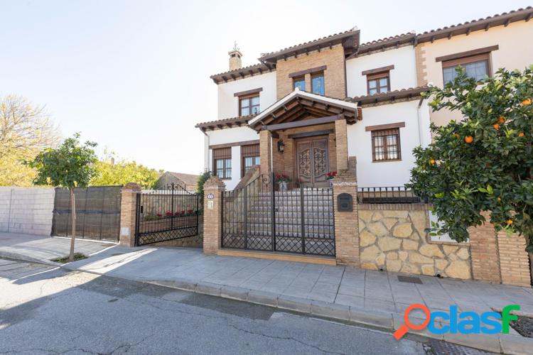 Espectacular casa pareada en Fuente Vaqueros 1