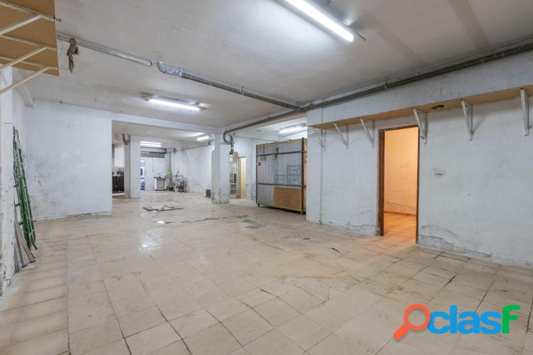 LOCAL COMERCIAL EN VENTA EN C/ASTURIAS 5