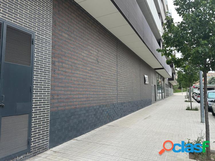 Local Comercial Vers\xc3\xa1til en MONTGAT en Zona de Alto Potencial