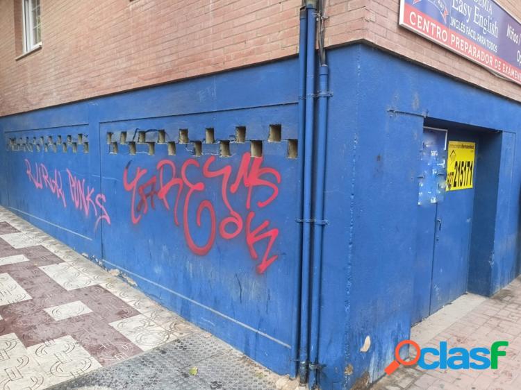 LOCAL EN BRUTO EN PLENO CENTRO DE LA CIUDAD!!! 1