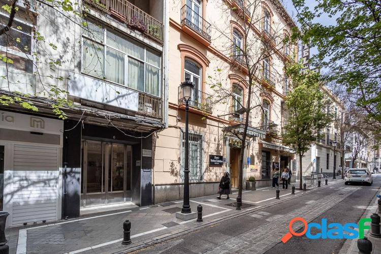 Magn\xc3\xadfico piso de 200 m\xc2\xb2 ubicado junto a Plaza Trinidad ideal para vivir o para invertir.