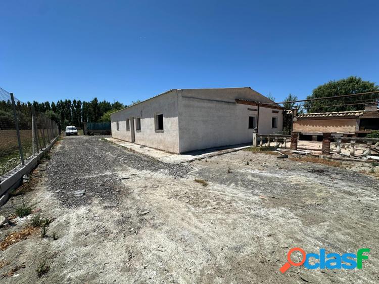 Parcela r\xc3\xbastica con vivienda en Fuente Vaqueros