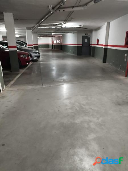 Plaza de garaje para coche 1