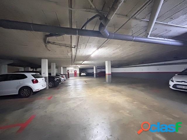 Plaza de parking en venta en el centro 3