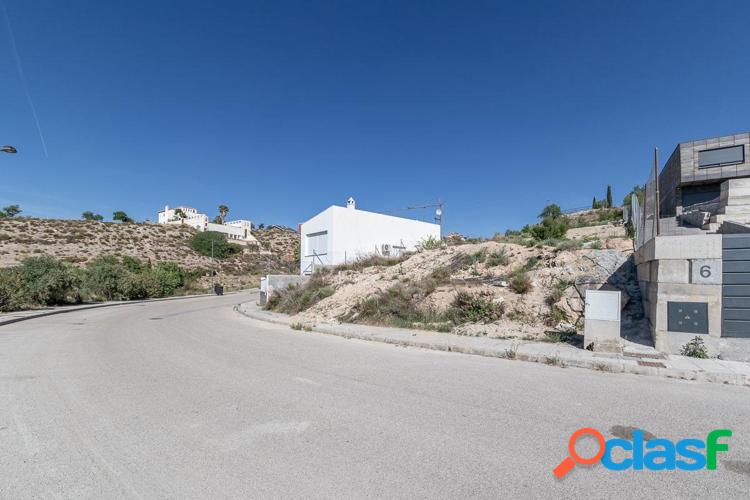 SOLAR URBANO EN ALTOS DE LA ZUBIA CON MAGN/xc3/x8dFICAS VISTAS 4