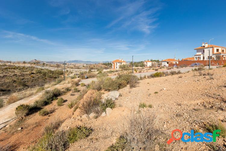Venta de parcela urbana en Otura (Zona Santa Clara Golf) 3