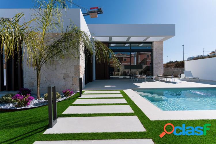 VILLAS DE OBRA NUEVA EN ROJALES
