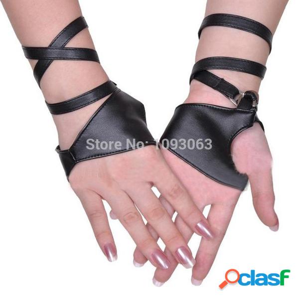 Wholesale- bar nightclub half palm strap style gloves pole dancing singing performance jazz black