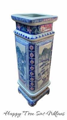 Compre la oportunidad de jarrón cuadrado oriental blanca Compre la oportunidad de jarrón cuadrado oriental blanca