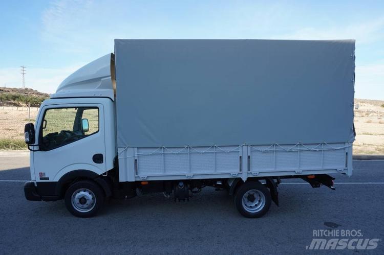 Nissan nt400 35.13 caja abierta